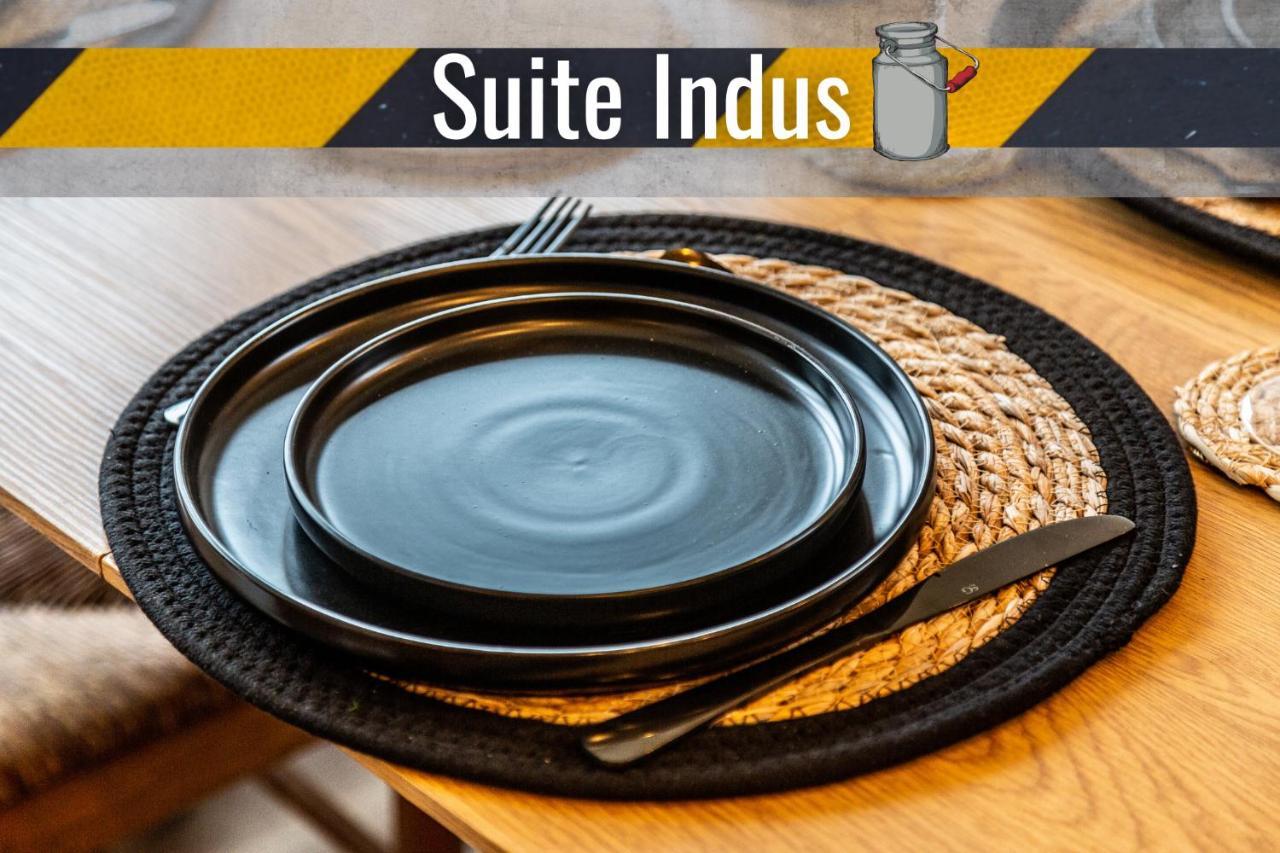 Suite Indus - Jardin, Netflix Et Parking - Le Manoir Aux Pommes Orbec المظهر الخارجي الصورة